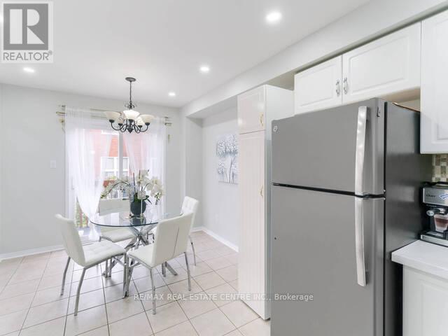 6 Dawson Crescent, Milton, Ontario  L9T 5H8 - Photo 13 - W12674844