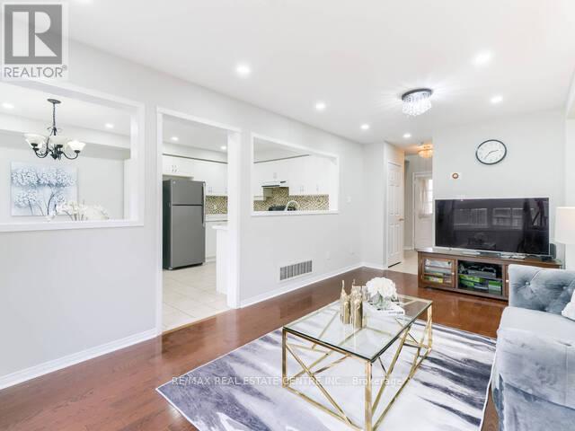 6 Dawson Crescent, Milton, Ontario  L9T 5H8 - Photo 8 - W12674844