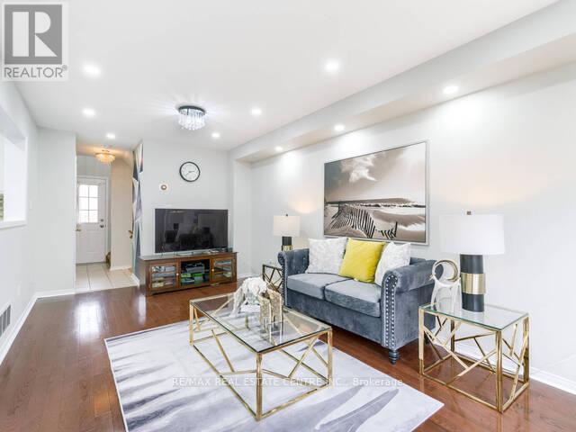 6 Dawson Crescent, Milton, Ontario  L9T 5H8 - Photo 9 - W12674844