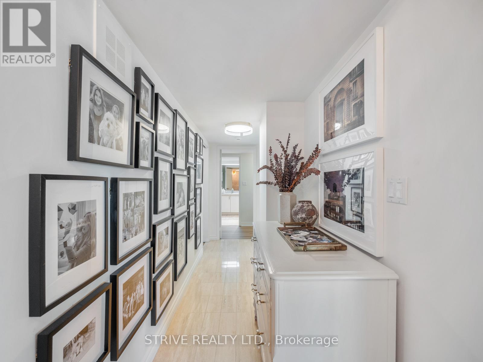 610 - 100 Lakeshore Road E, Oakville, Ontario  L6J 6M9 - Photo 10 - W12674854