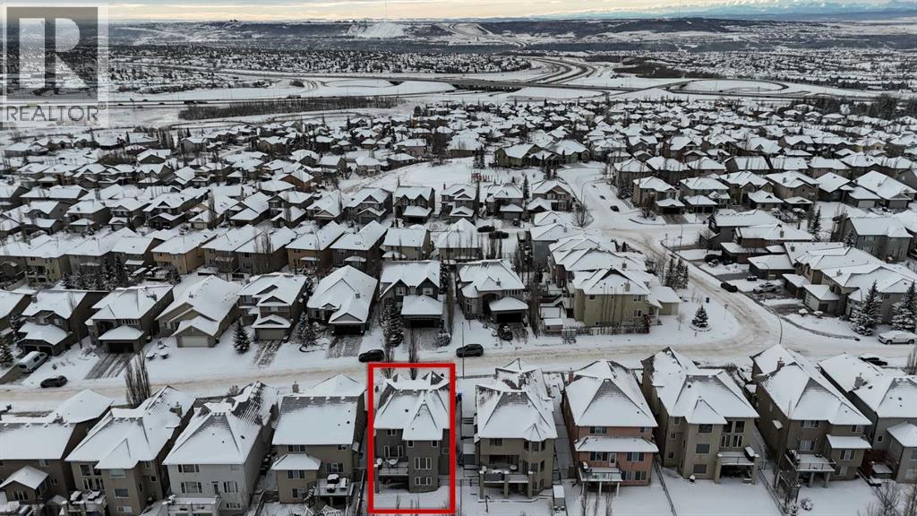 86 Royal Ridge Mount Nw, Calgary, Alberta  T3G 5Z3 - Photo 3 - A2273055