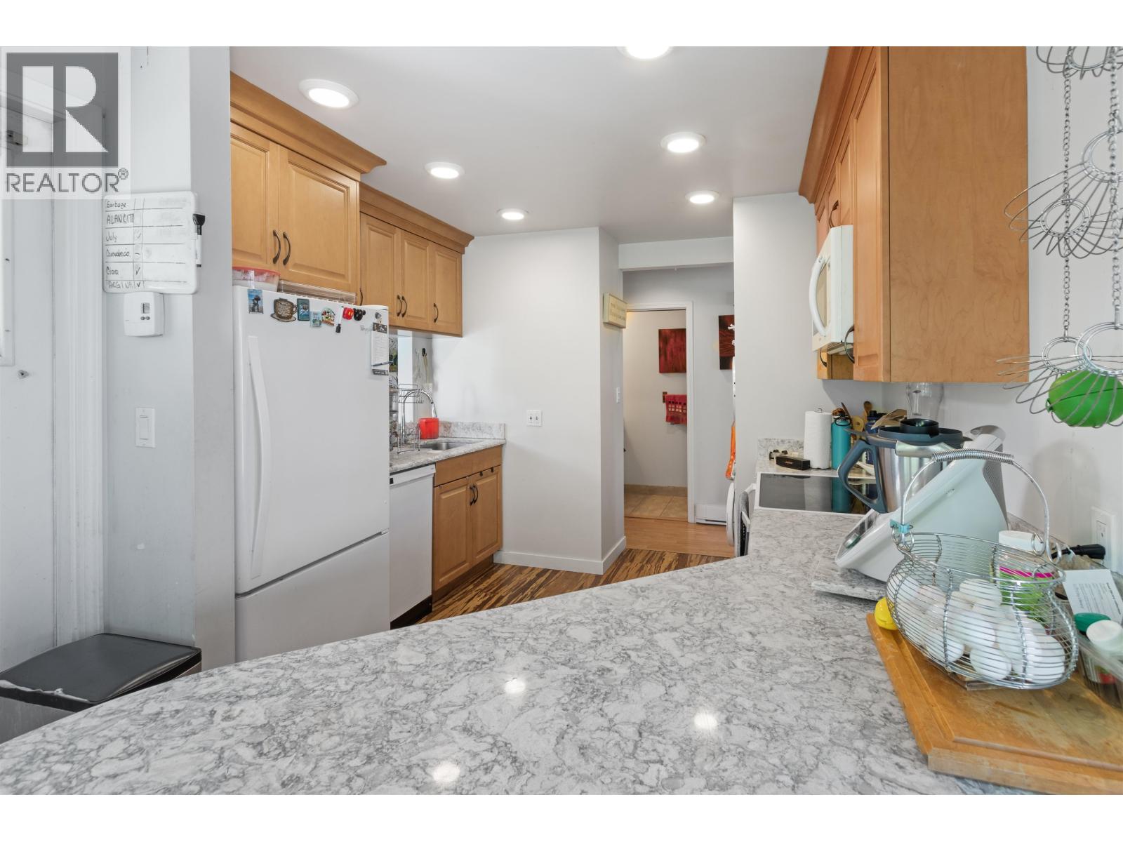 332 St. Patricks Avenue, North Vancouver, British Columbia V7L 4S9 - Photo 16 - R3077319