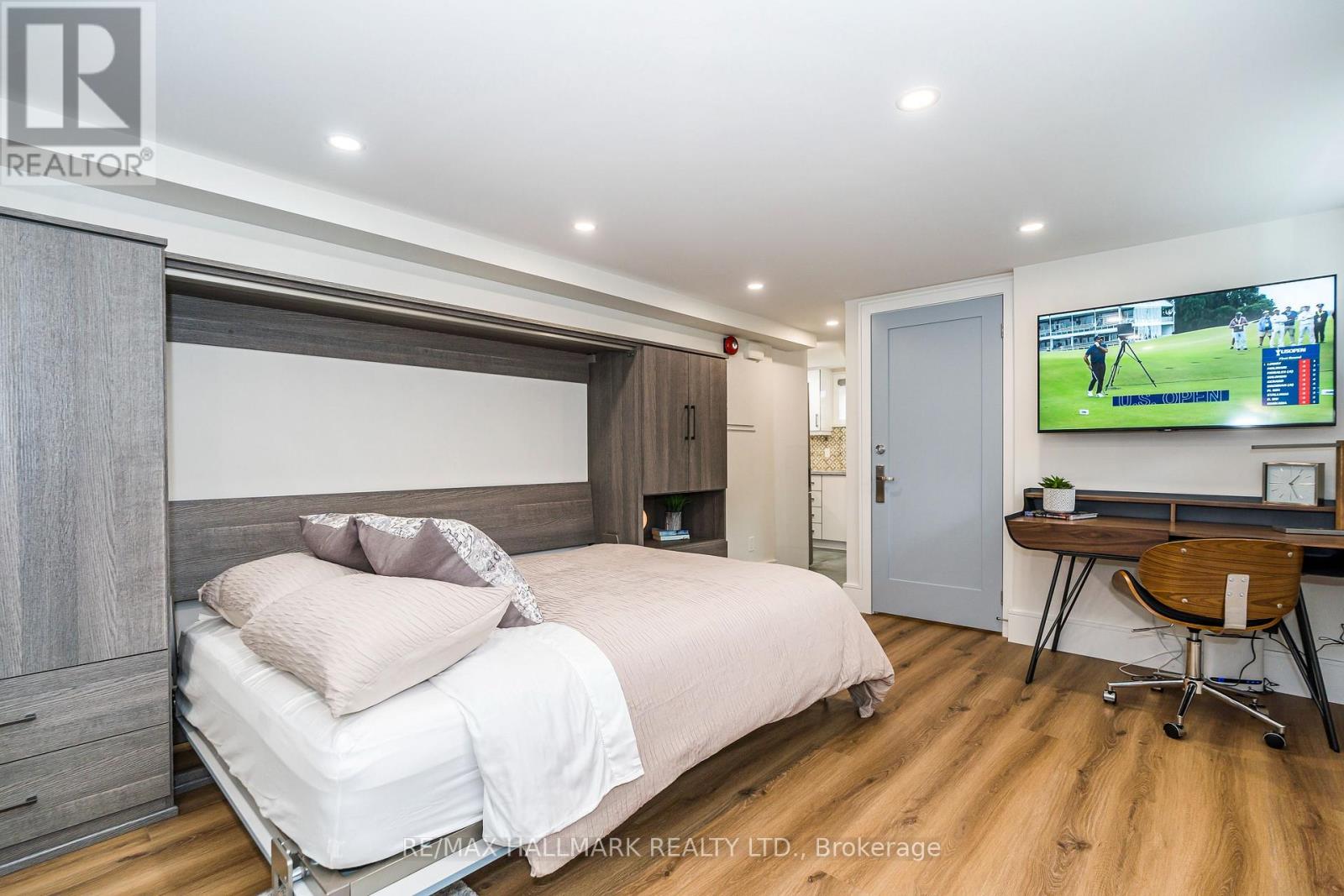 House - 202 Rusholme Road, Toronto, Ontario  M6H 2Y7 - Photo 7 - C12674856