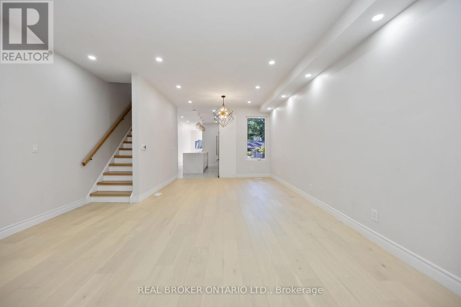 806 Gladstone Avenue, Toronto, Ontario  M6H 3J6 - Photo 10 - W12674860