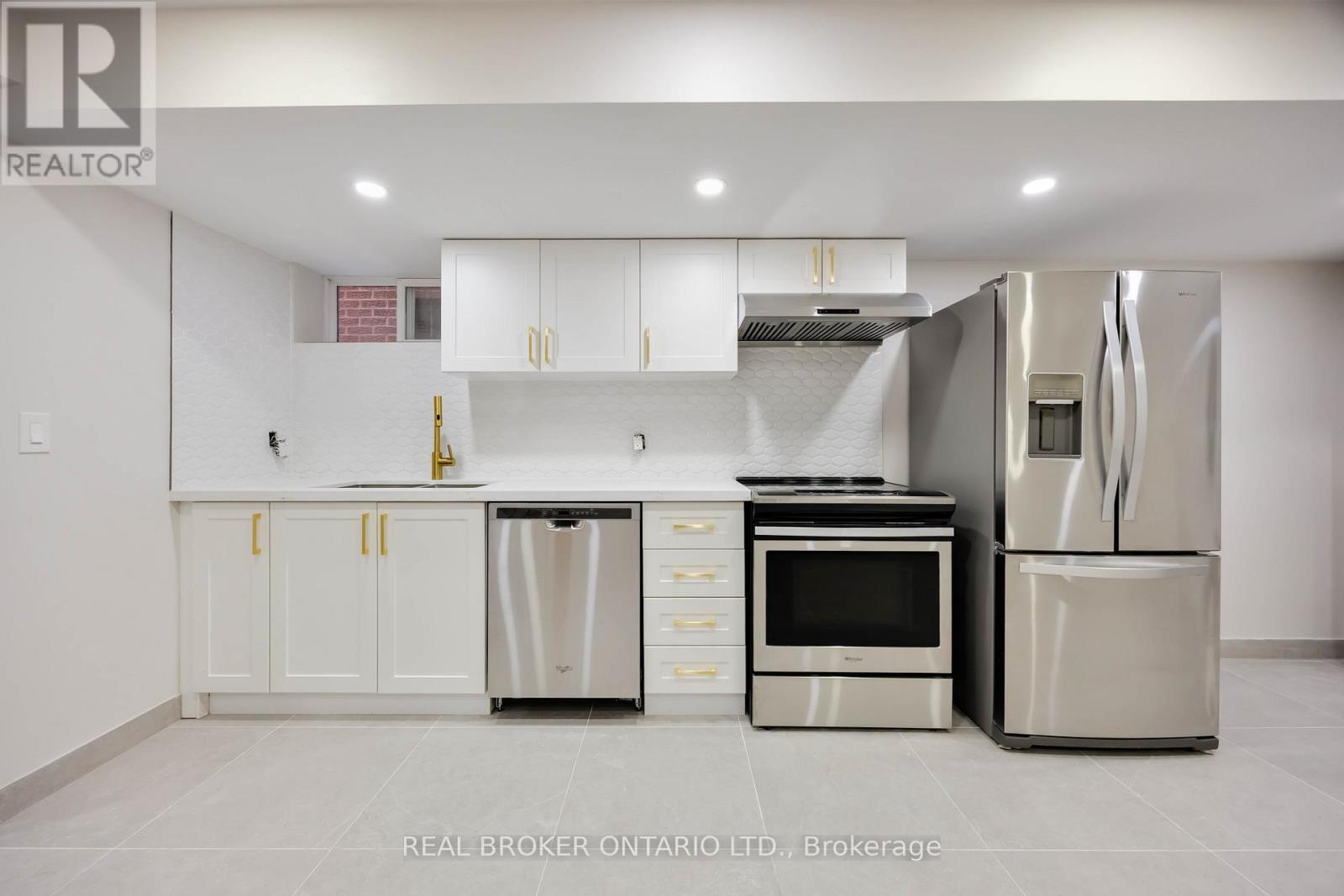 806 Gladstone Avenue, Toronto, Ontario  M6H 3J6 - Photo 28 - W12674860