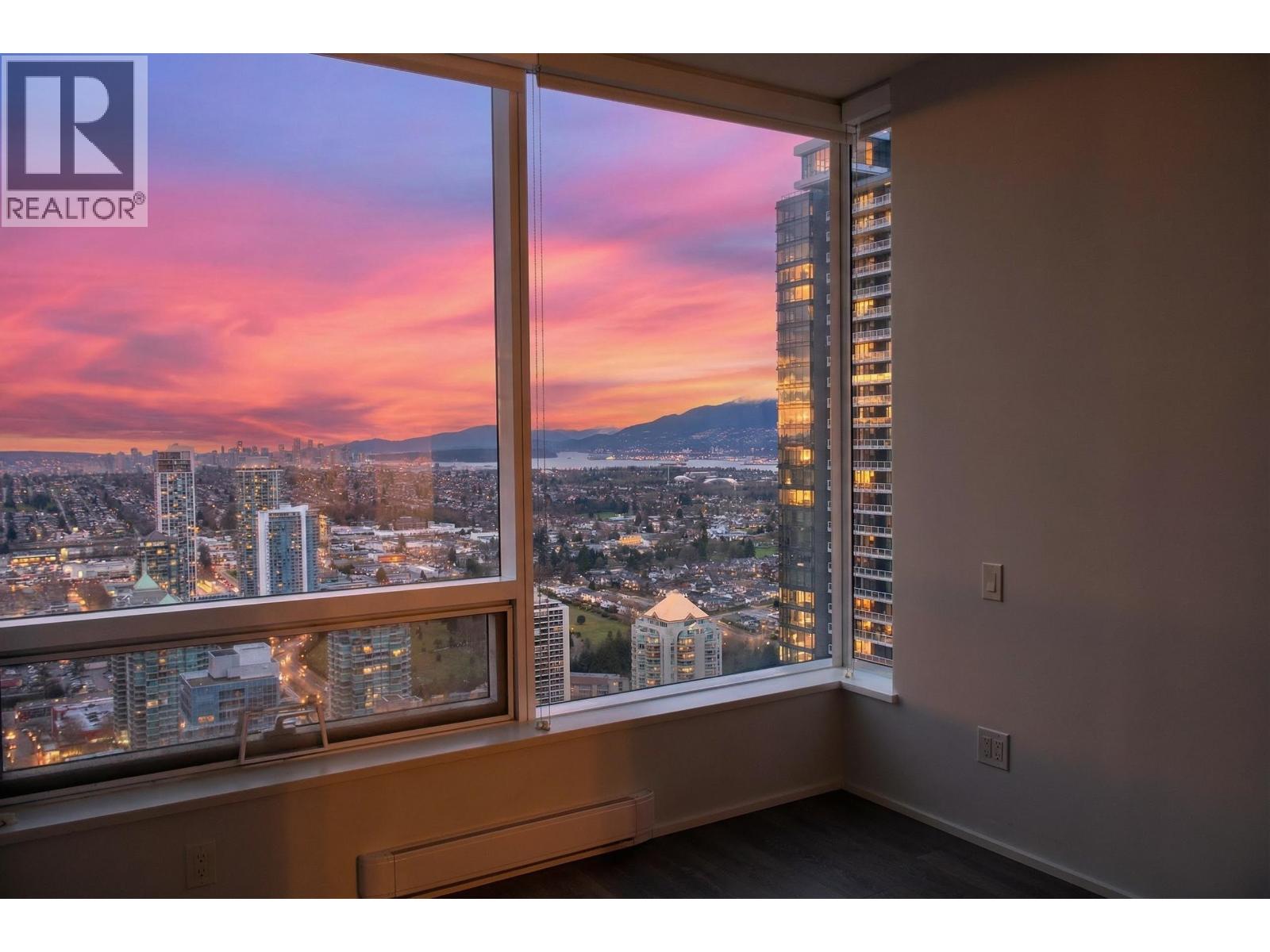 4806 1955 Alpha Way, Burnaby, British Columbia  V5C 0K9 - Photo 13 - R3069306