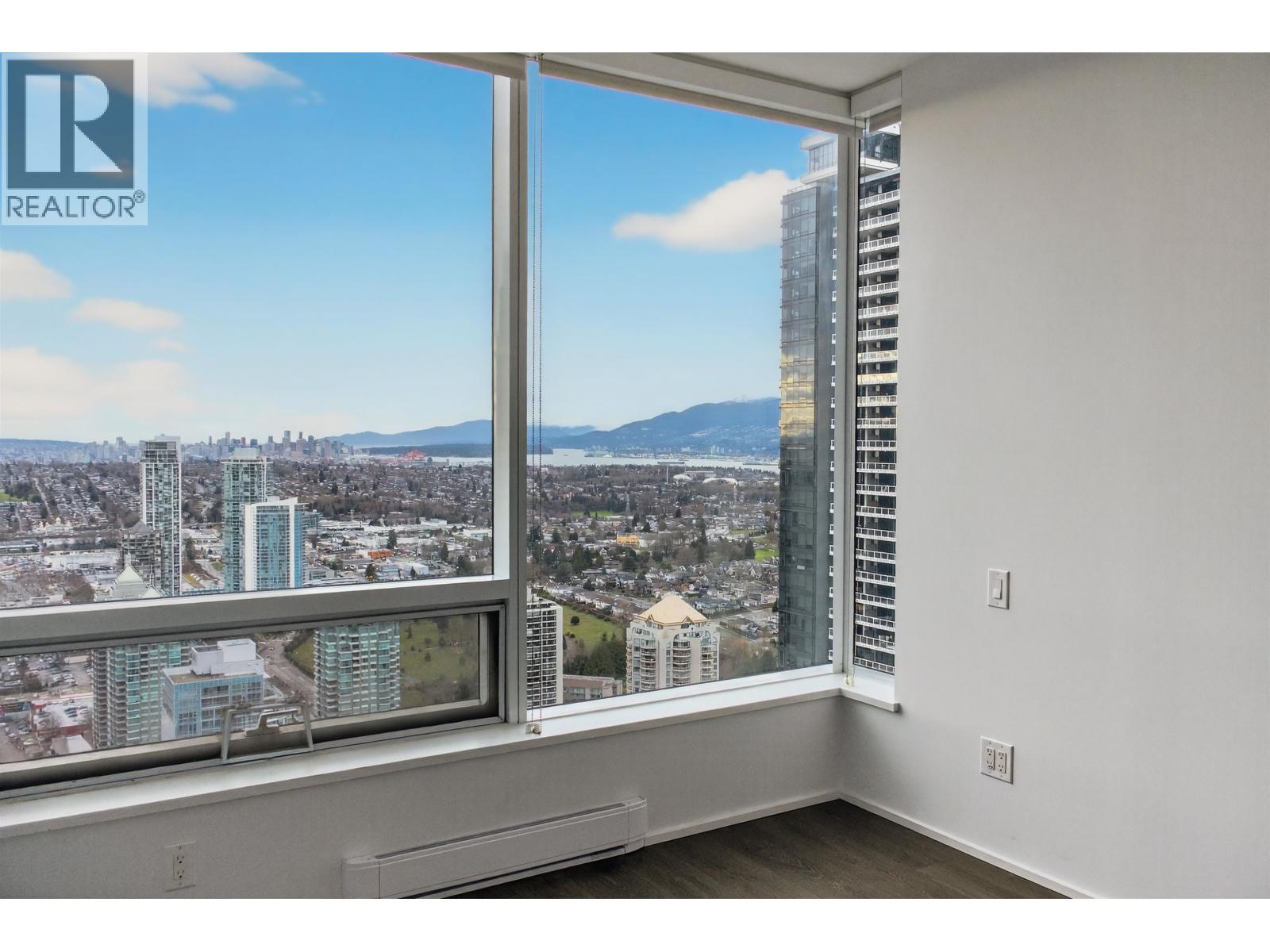 4806 1955 Alpha Way, Burnaby, British Columbia  V5C 0K9 - Photo 9 - R3069306