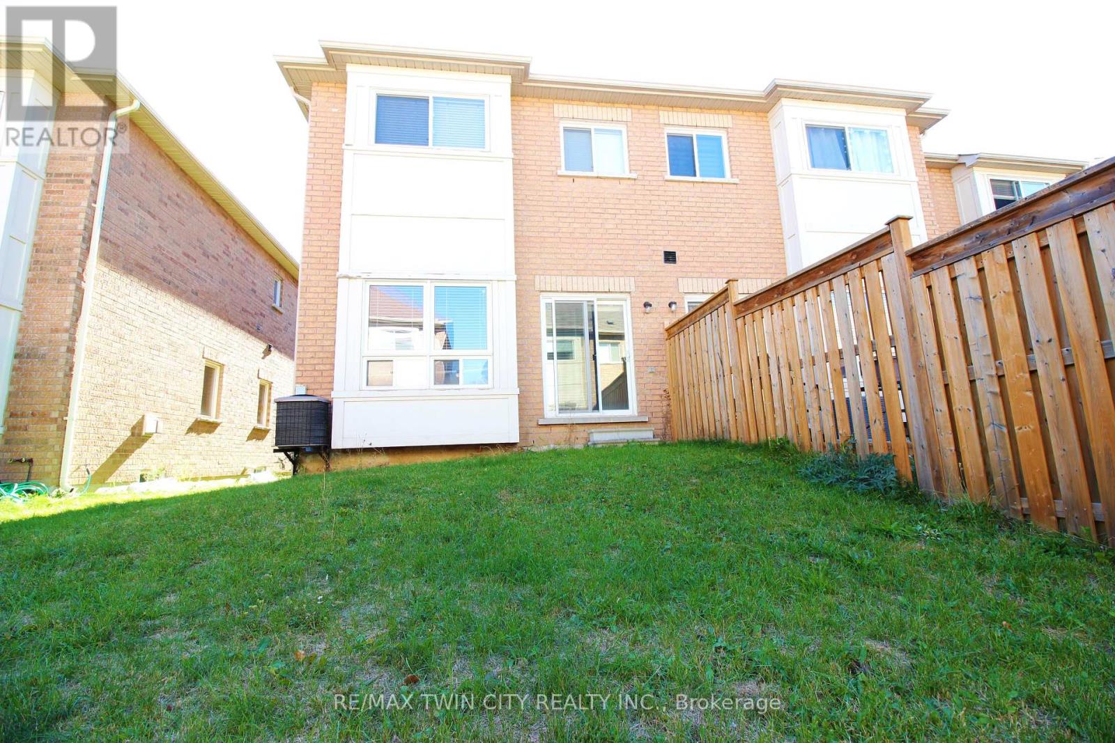 72 - 110 Highland Road E, Kitchener, Ontario  N2M 3S1 - Photo 31 - X12674864