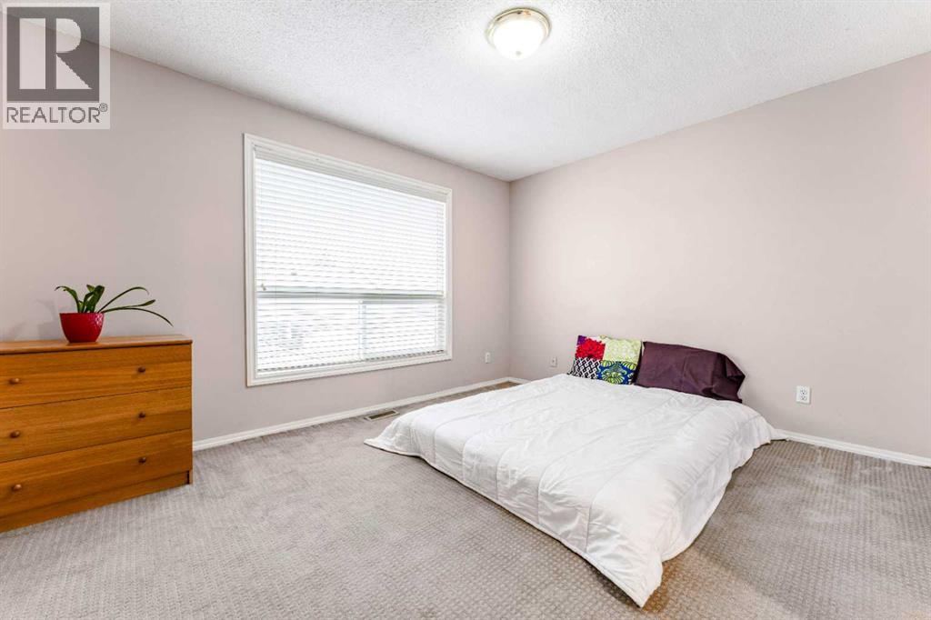 6640 Temple Drive Ne, Calgary, Alberta  T1Y 5V6 - Photo 11 - A2270141