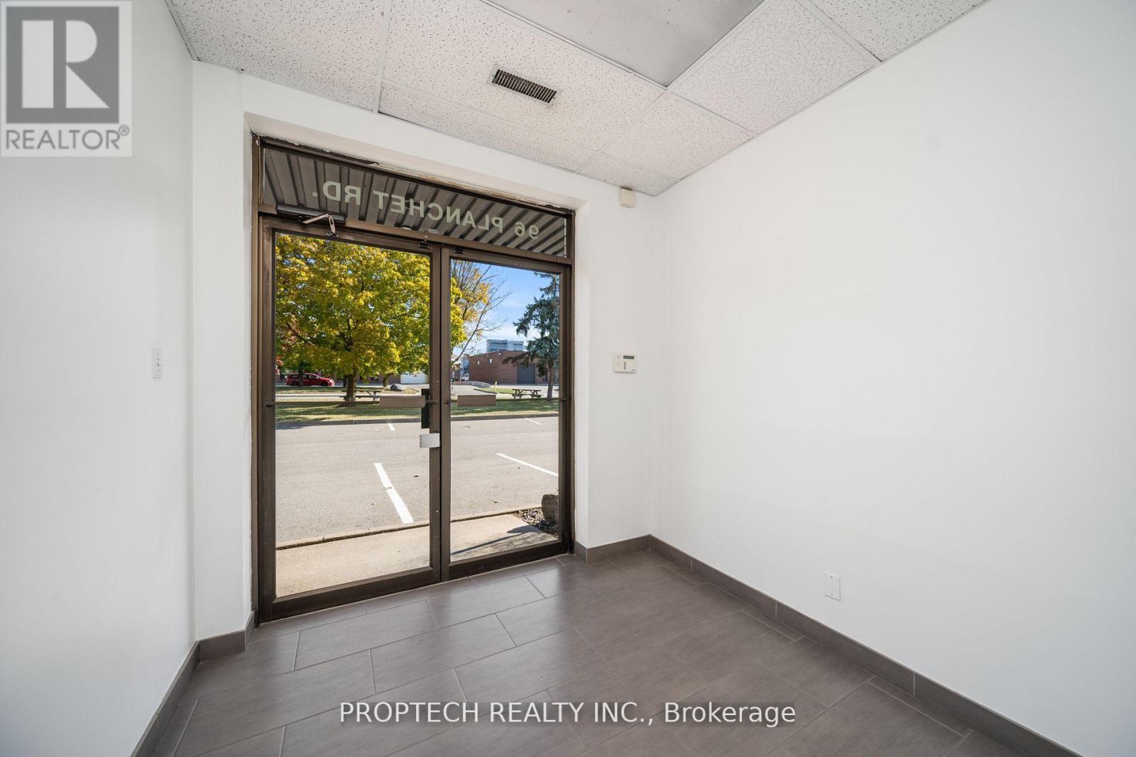 96 Planchet Road, Vaughan, Ontario  L4K 2C7 - Photo 6 - N12674872