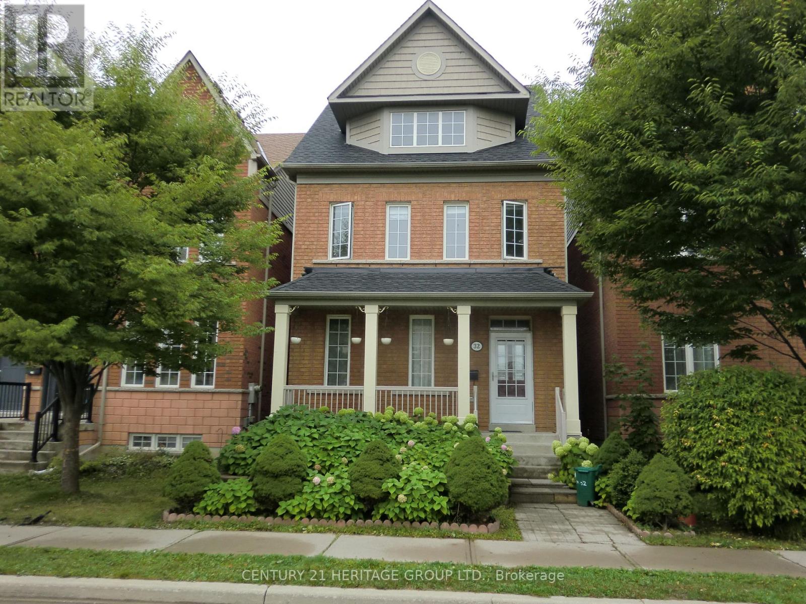 32 Leitch Avenue, Toronto, Ontario  M3J 3P2 - Photo 20 - W12674882