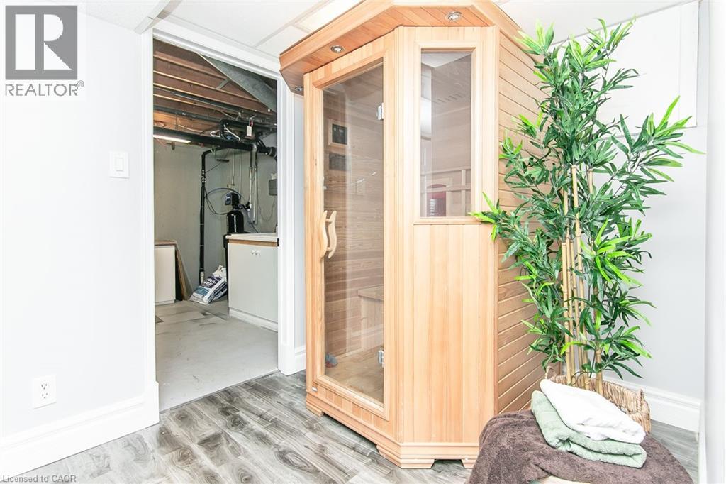 358 Green Acres Drive, Waterloo, Ontario  N2K 1Z1 - Photo 40 - 40775204