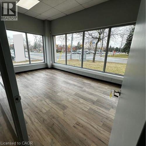 2279 Fairview Street Unit# 1, Burlington, Ontario  L7R 2E3 - Photo 14 - 40793824