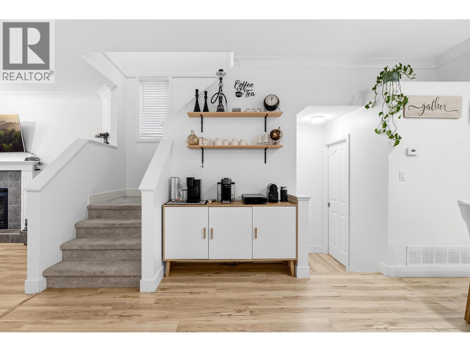 24304 102a Avenue, Maple Ridge, British Columbia  V2W 1X9 - Photo 10 - R3076973