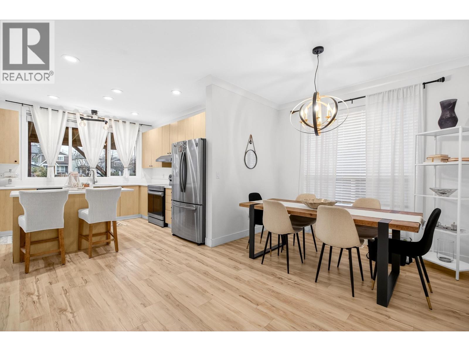 24304 102a Avenue, Maple Ridge, British Columbia  V2W 1X9 - Photo 7 - R3076973