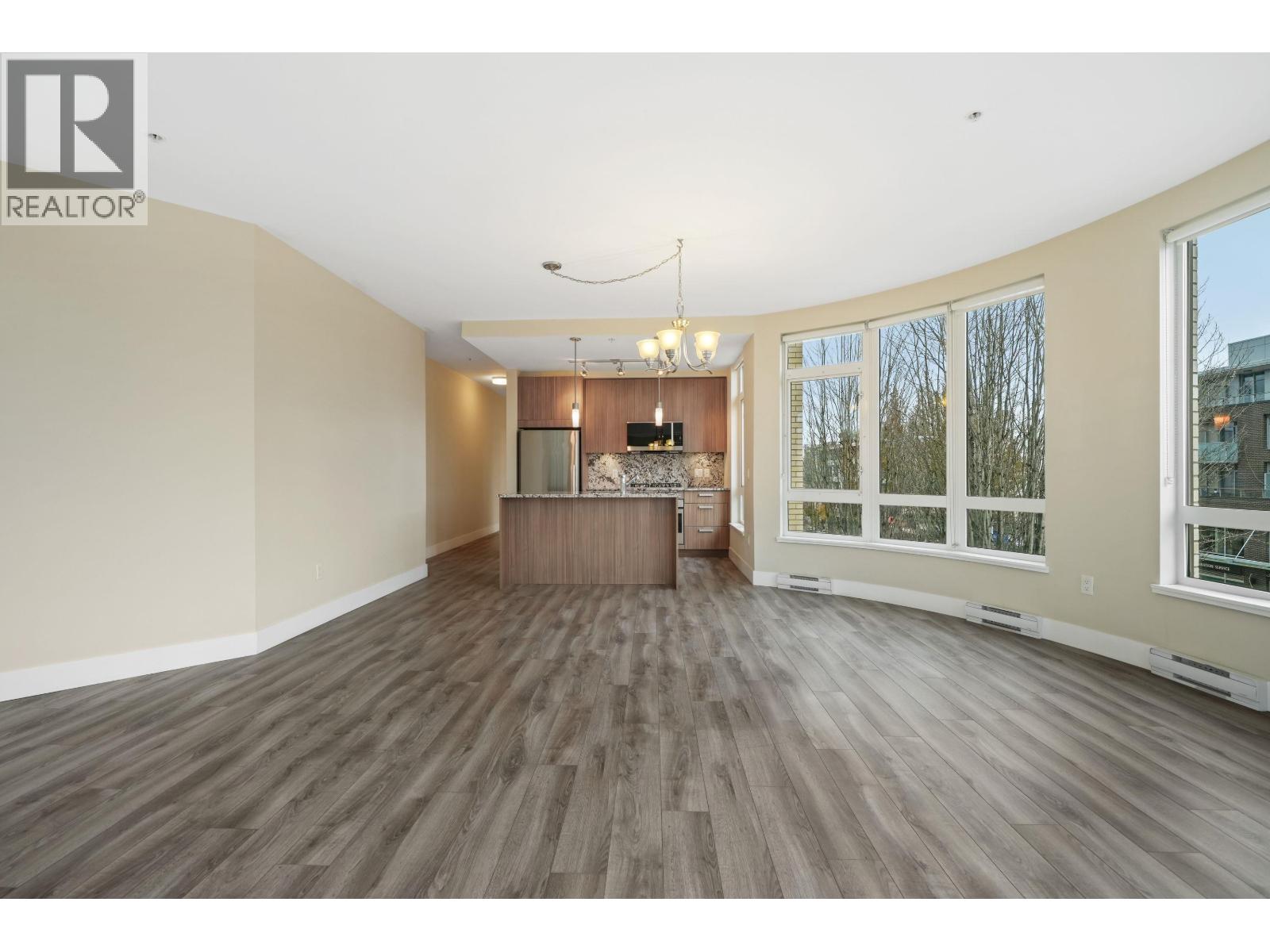 306 4307 Hastings Street, Burnaby, British Columbia V5C 2J7 - Photo 7 - R3076171