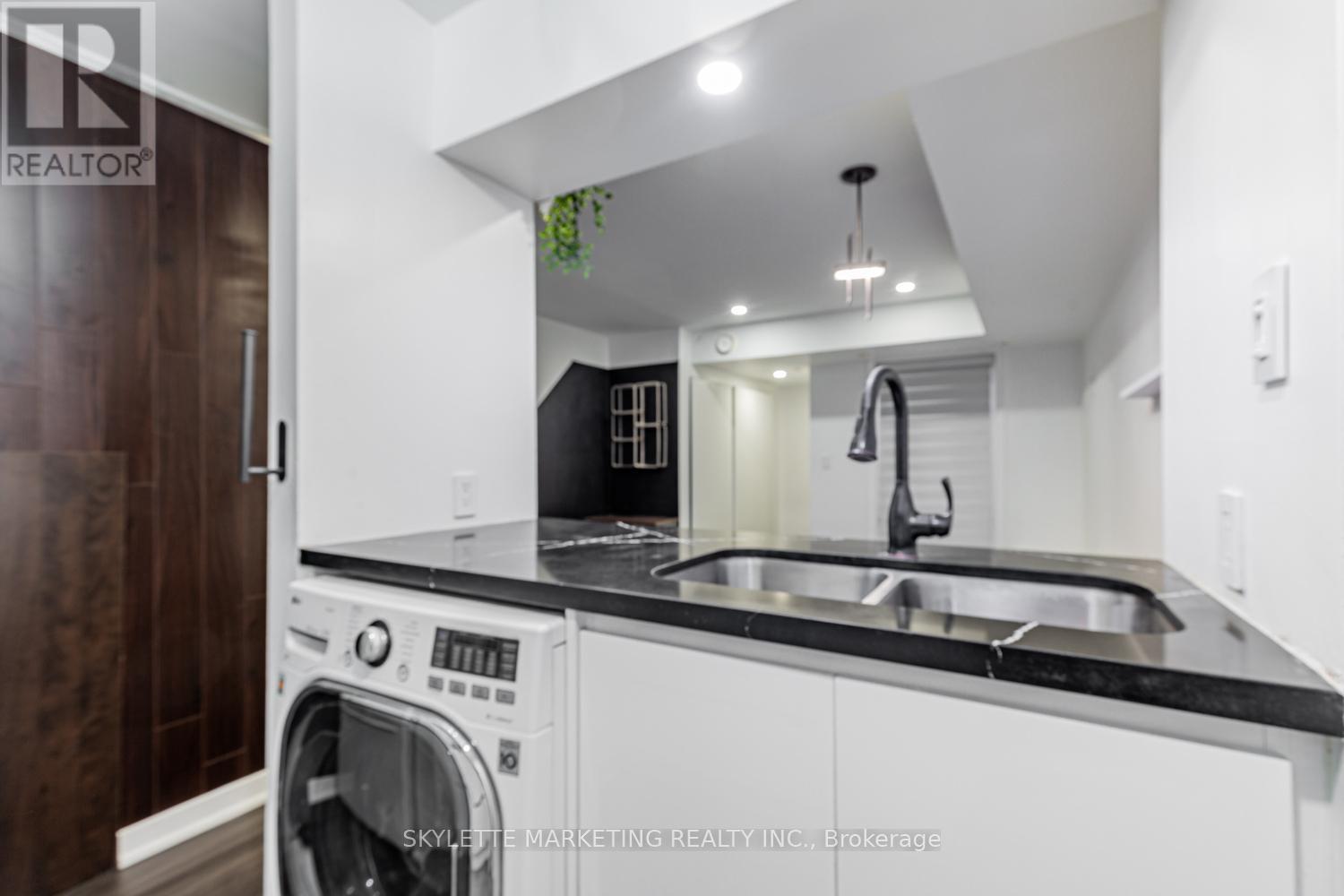 107 - 3 Everson Drive, Toronto, Ontario  M2N 7C2 - Photo 4 - C12674920