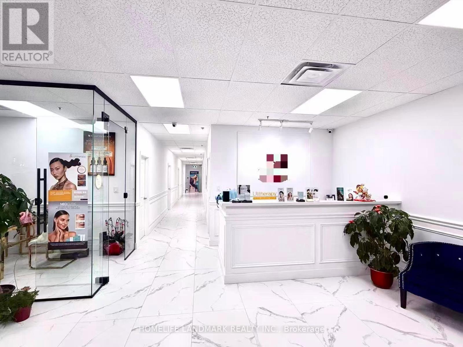 2590 Birchmount Road, Toronto, Ontario  M1T 2M5 - Photo 2 - E12674892