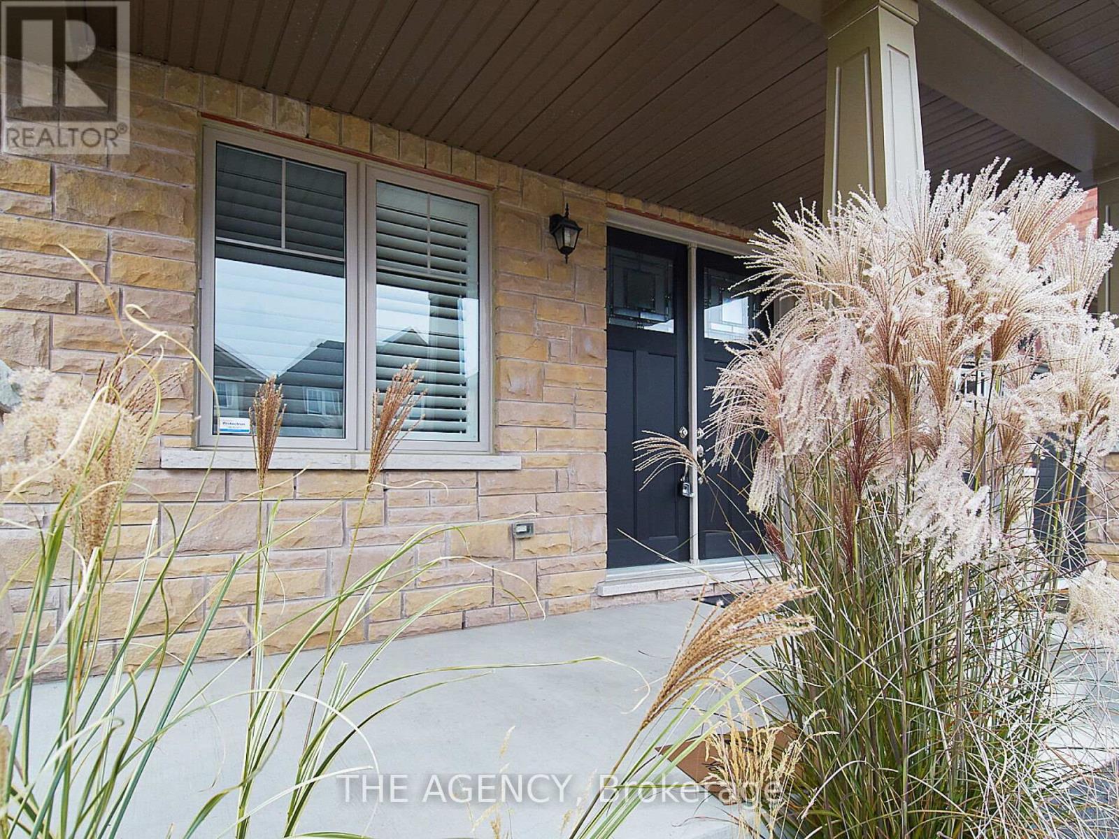 2344 Dobbinton Street, Oshawa, Ontario  L1L 0L4 - Photo 2 - E12674940