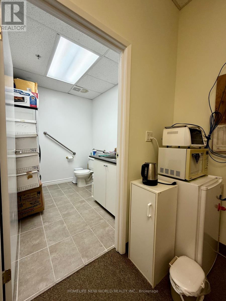 B111 - 3272 Midland Avenue, Toronto, Ontario  M1V 0C7 - Photo 9 - E12674942