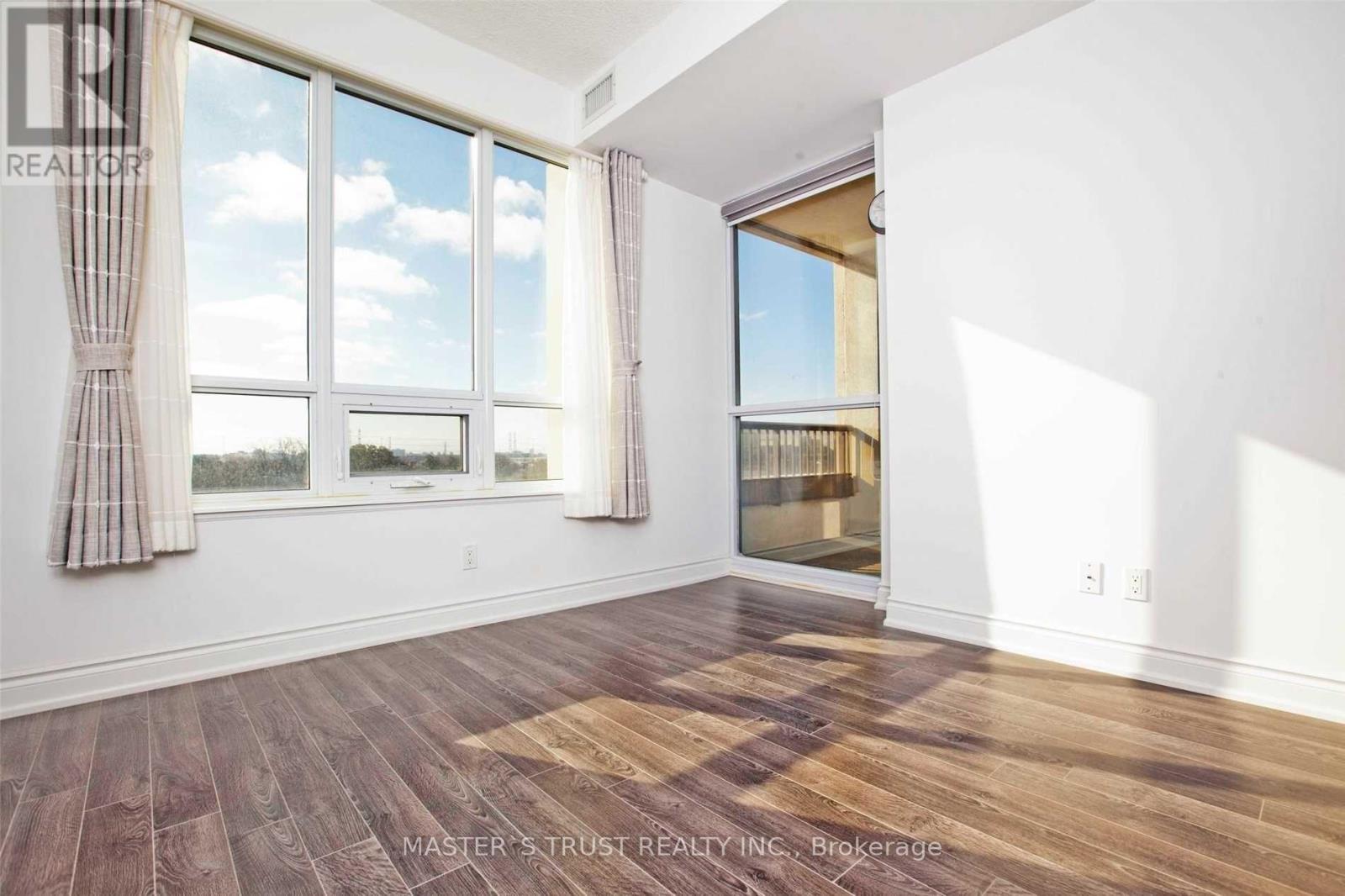 512 - 38 Cedarland Drive, Markham, Ontario  L6G 0G7 - Photo 12 - N12674934