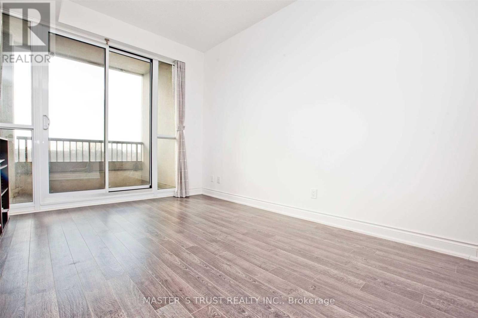 512 - 38 Cedarland Drive, Markham, Ontario  L6G 0G7 - Photo 15 - N12674934