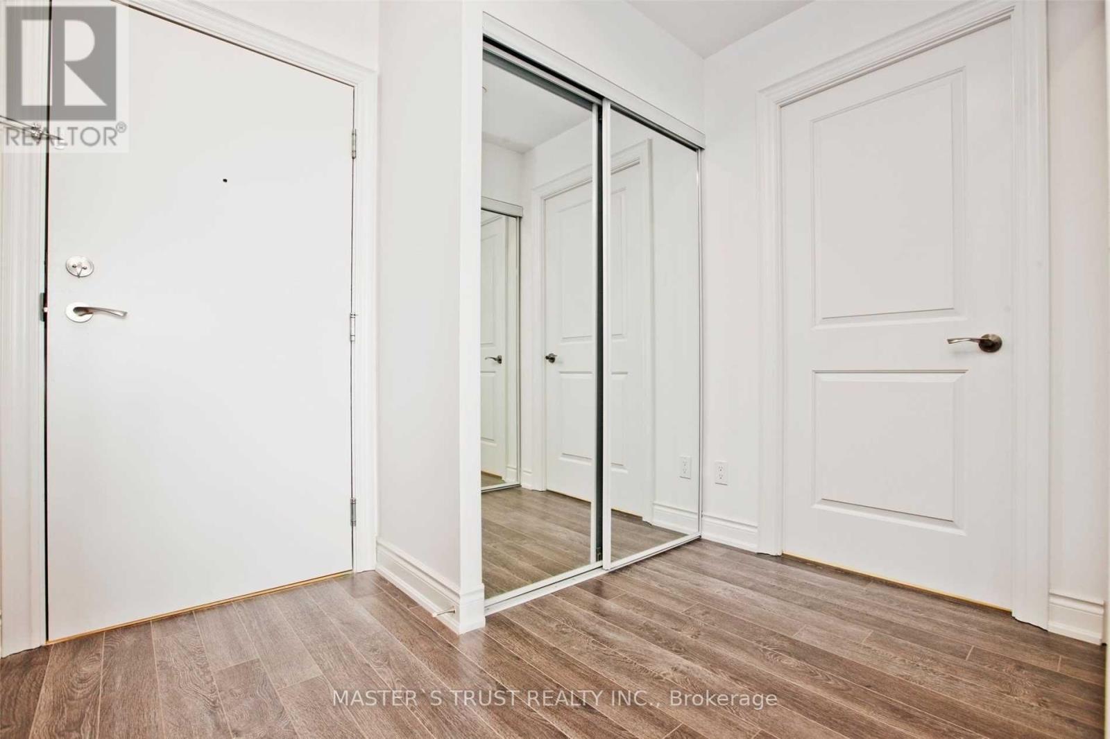 512 - 38 Cedarland Drive, Markham, Ontario  L6G 0G7 - Photo 6 - N12674934