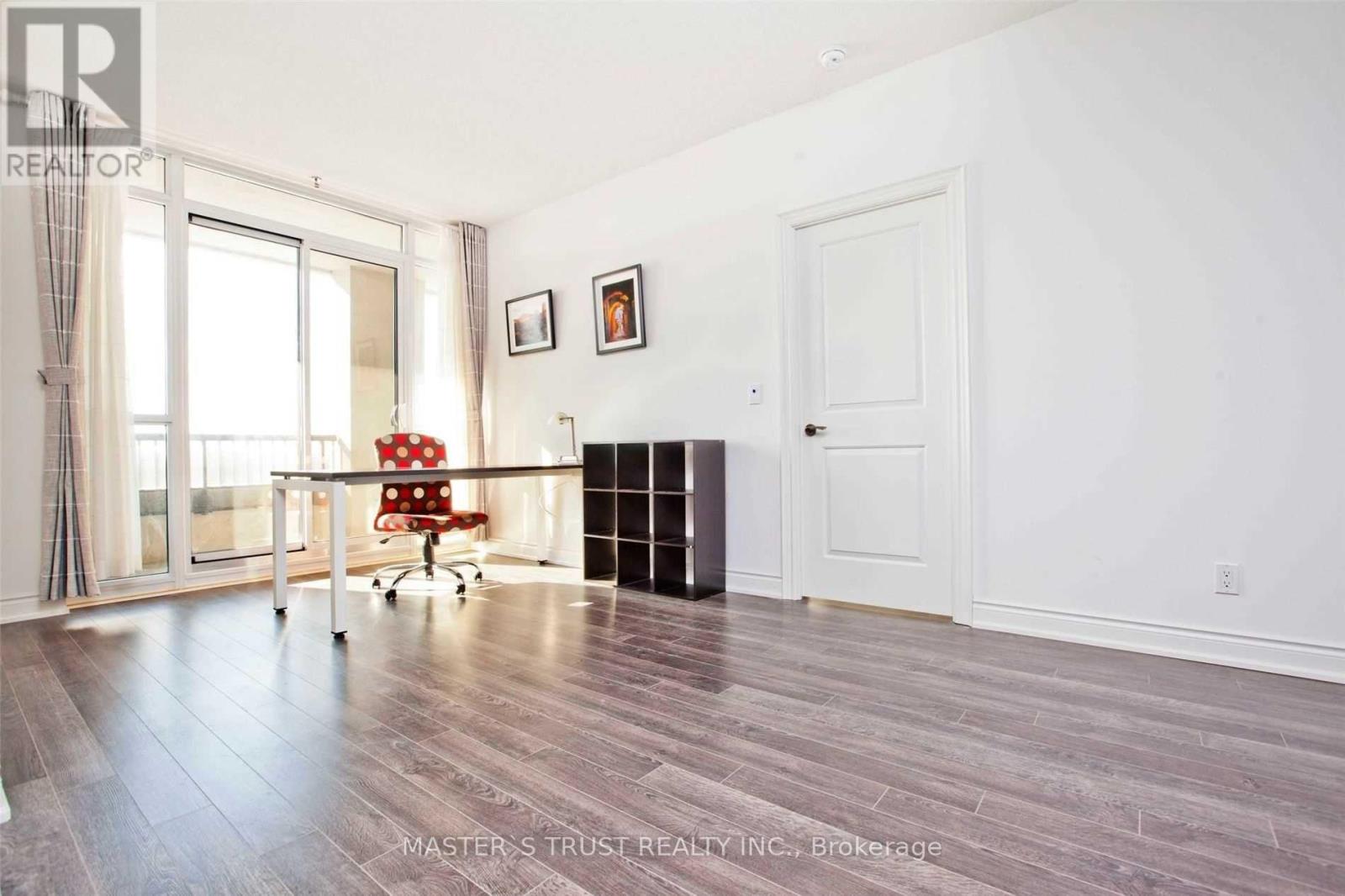 512 - 38 Cedarland Drive, Markham, Ontario  L6G 0G7 - Photo 8 - N12674934