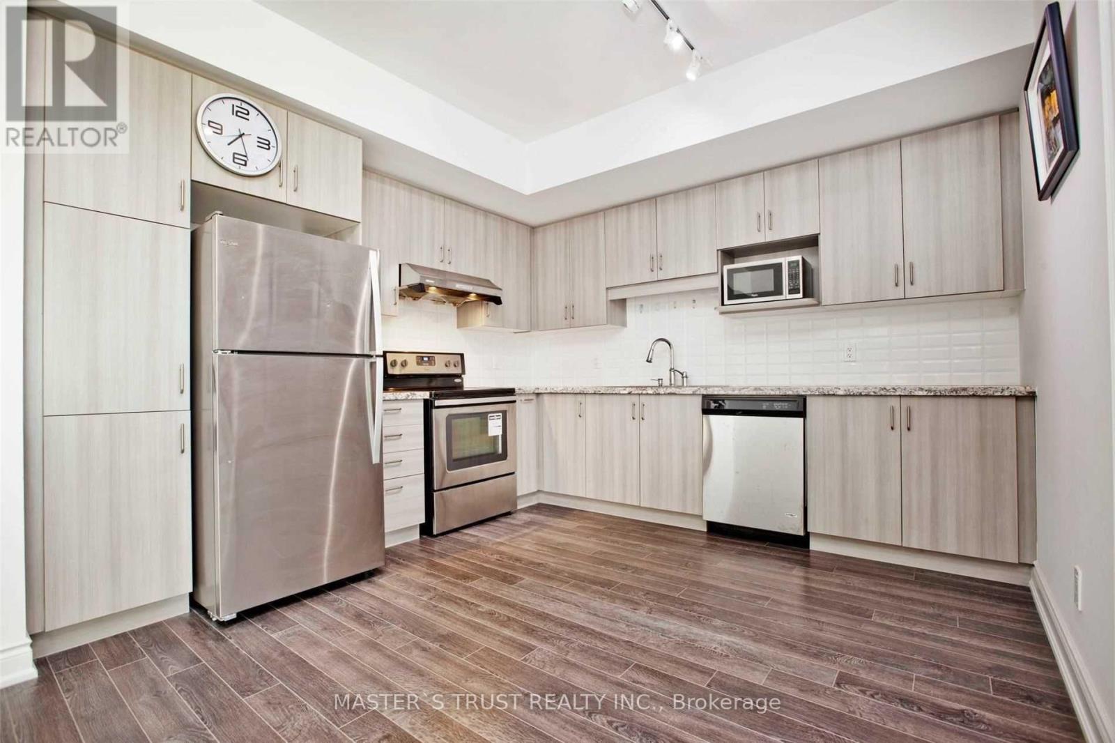 512 - 38 Cedarland Drive, Markham, Ontario  L6G 0G7 - Photo 9 - N12674934