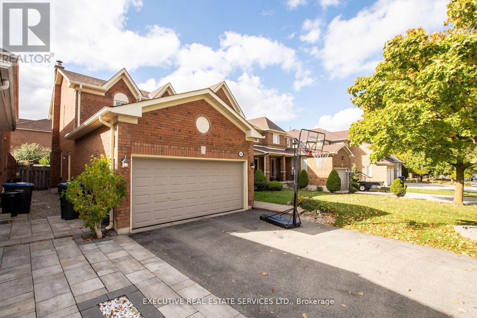 48 Eagleridge Drive, Brampton, Ontario  L6R 1E9 - Photo 11 - W12674900