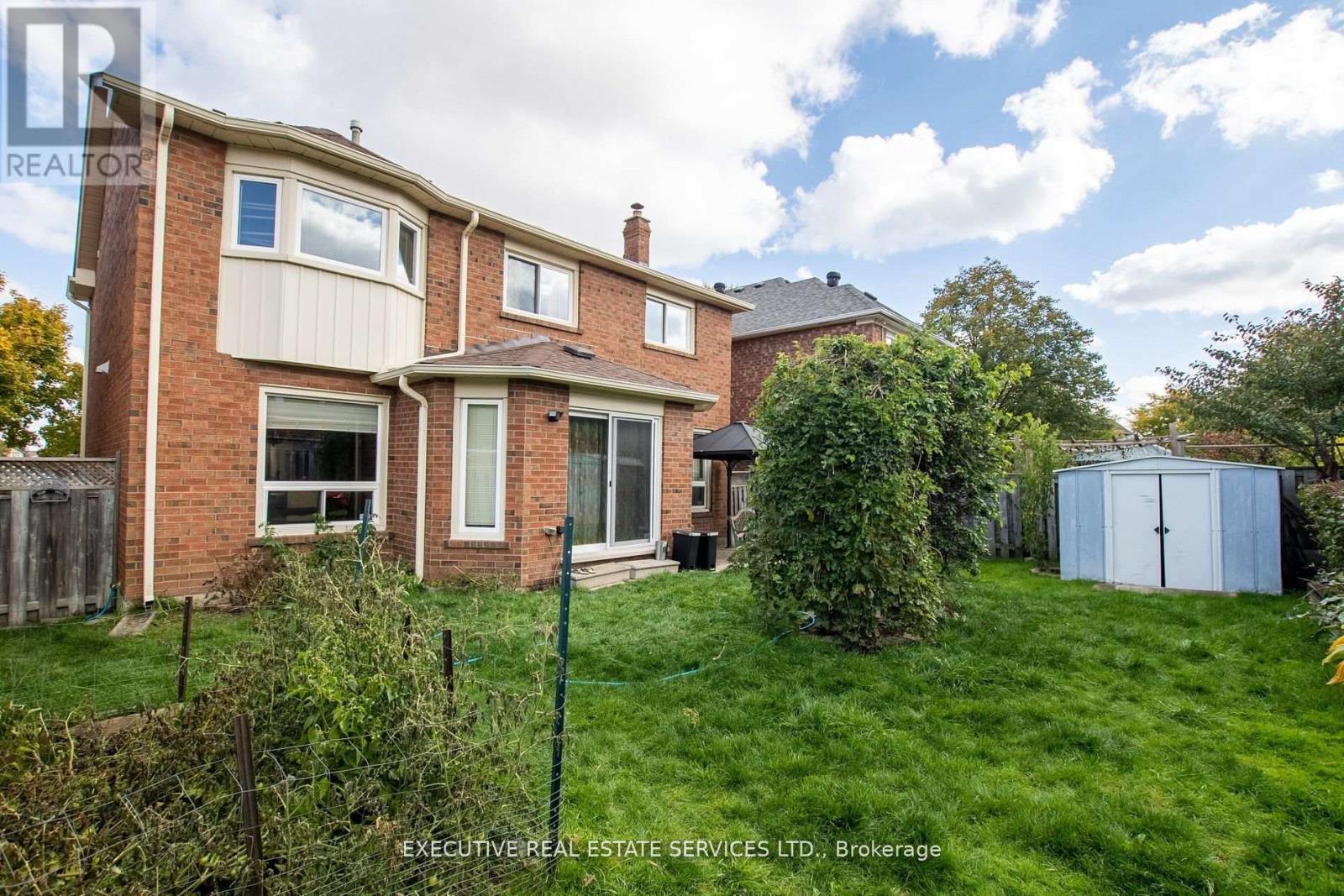 48 Eagleridge Drive, Brampton, Ontario  L6R 1E9 - Photo 17 - W12674900