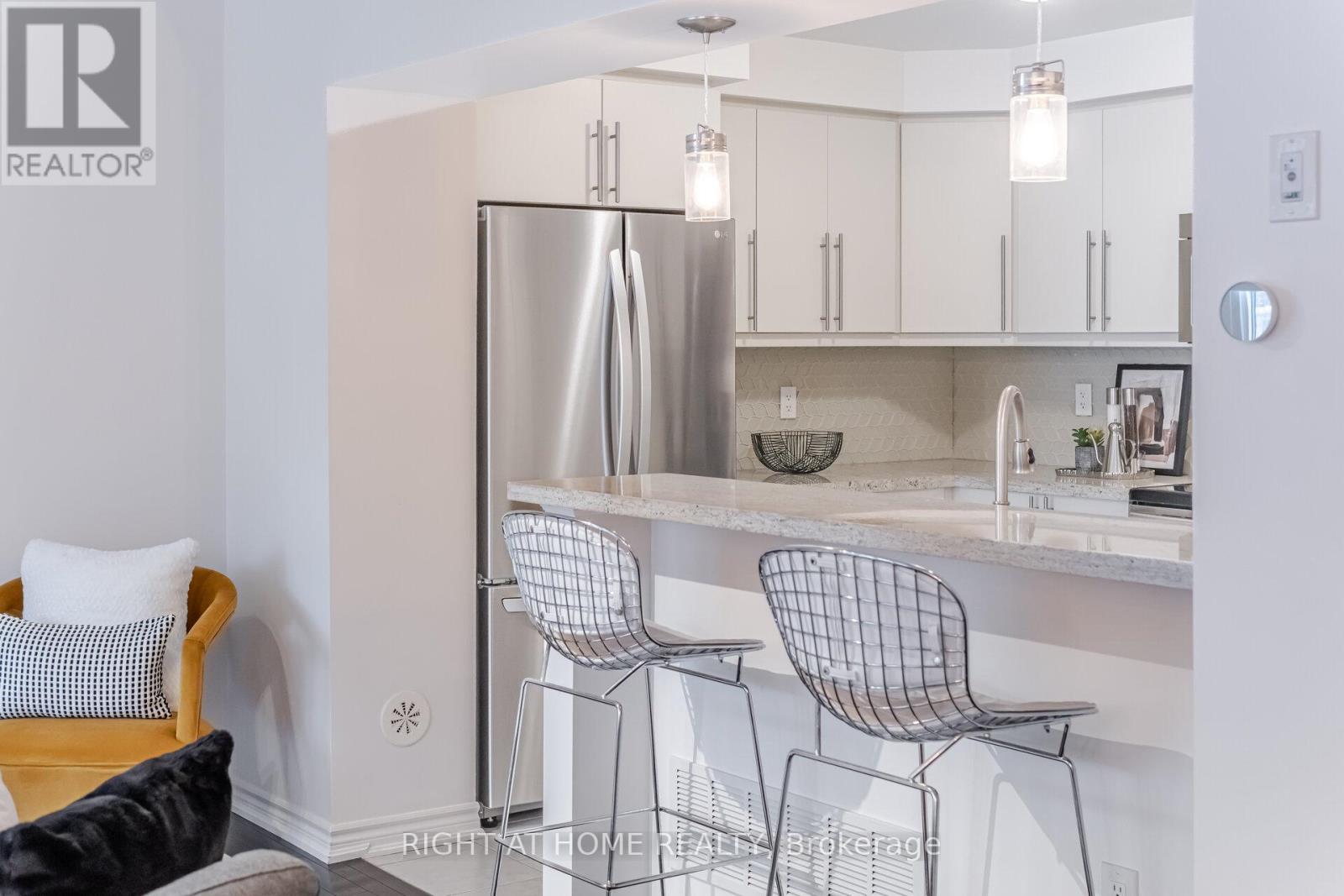 231 Septimus Heights, Milton, Ontario  L9T 8N7 - Photo 15 - W12674902