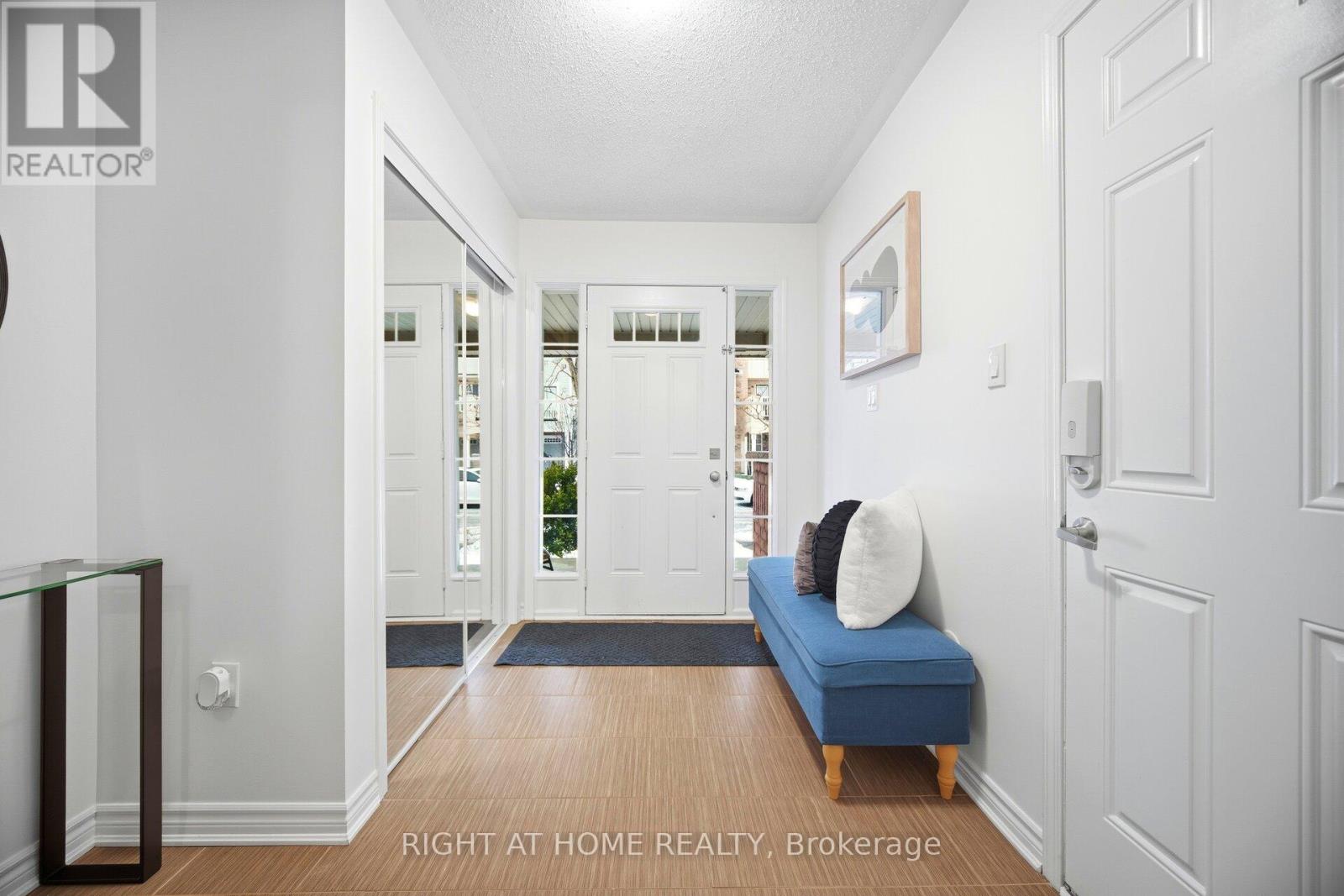 231 Septimus Heights, Milton, Ontario  L9T 8N7 - Photo 7 - W12674902