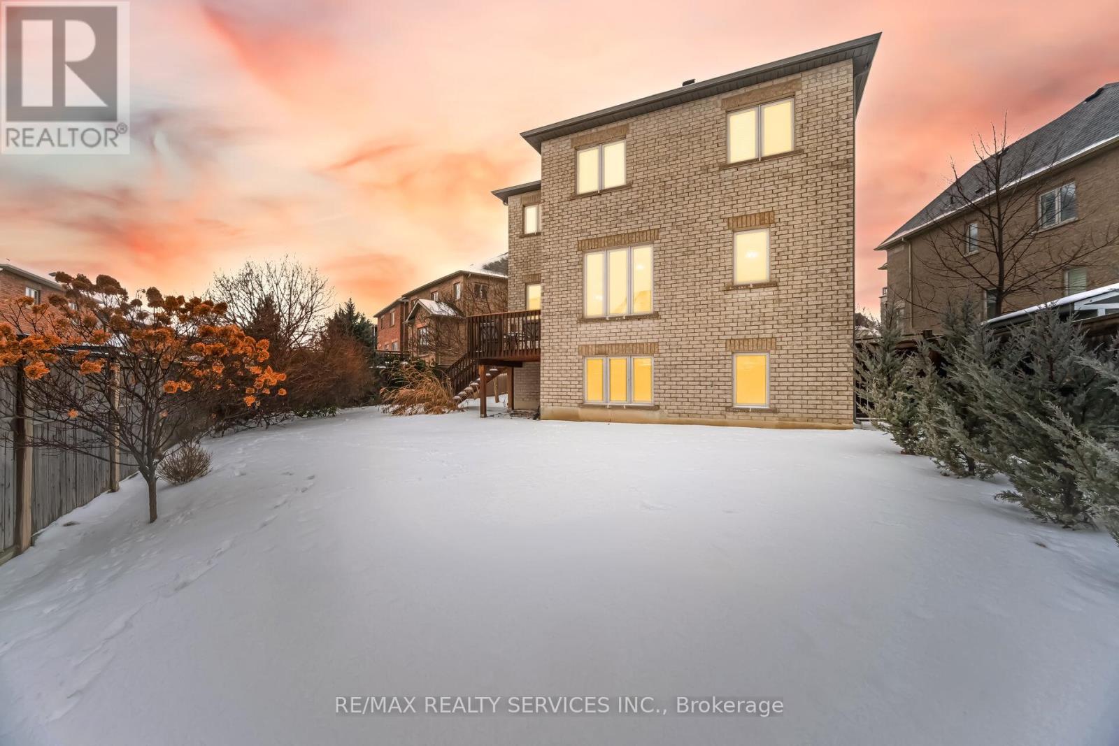 17 Island Grove, Brampton, Ontario  L6X 0W6 - Photo 50 - W12674906