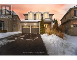 17 ISLAND GROVE, Brampton, Ontario