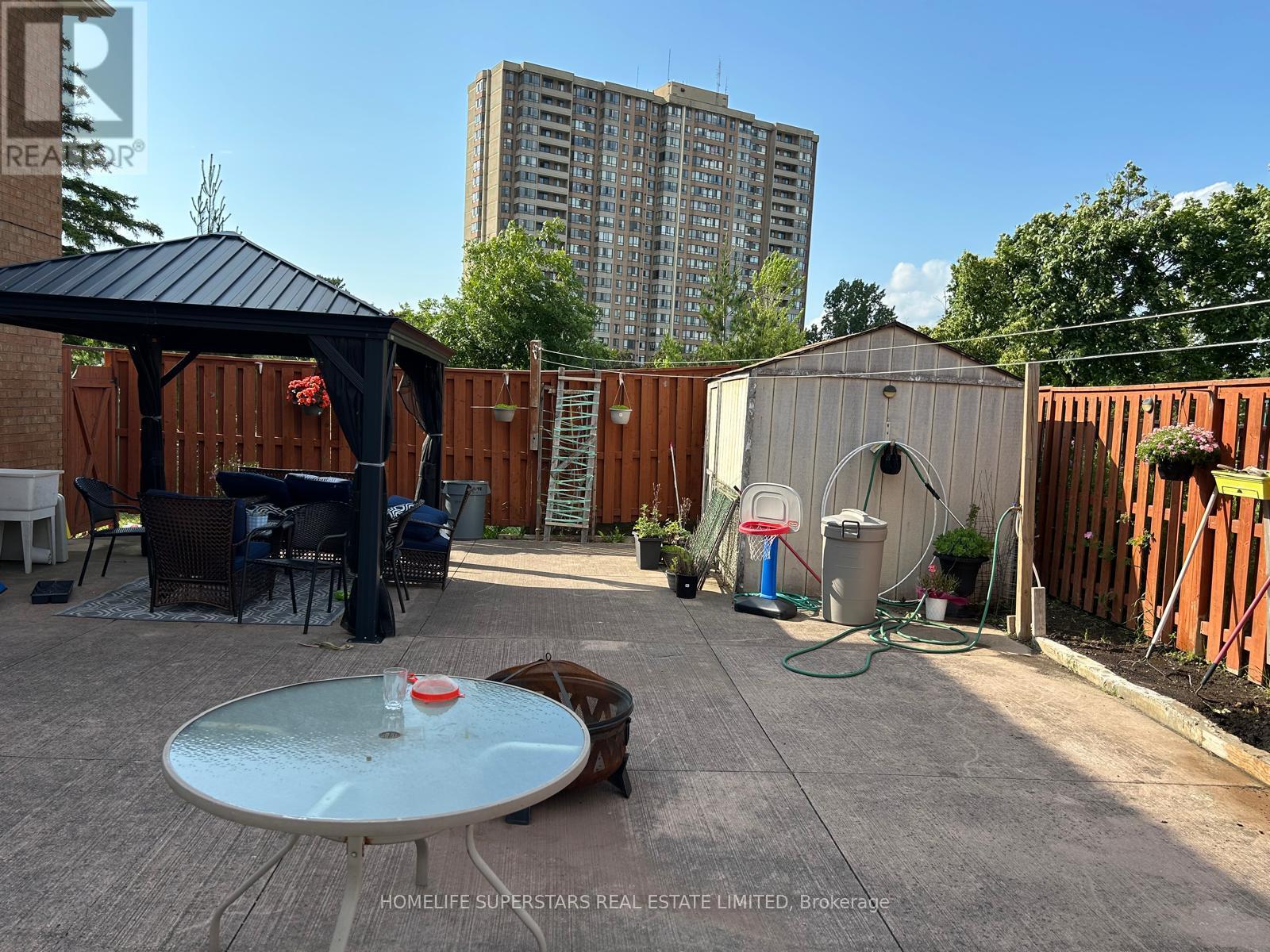 165 Havelock Drive, Brampton, Ontario  L6W 4G4 - Photo 3 - W12674908