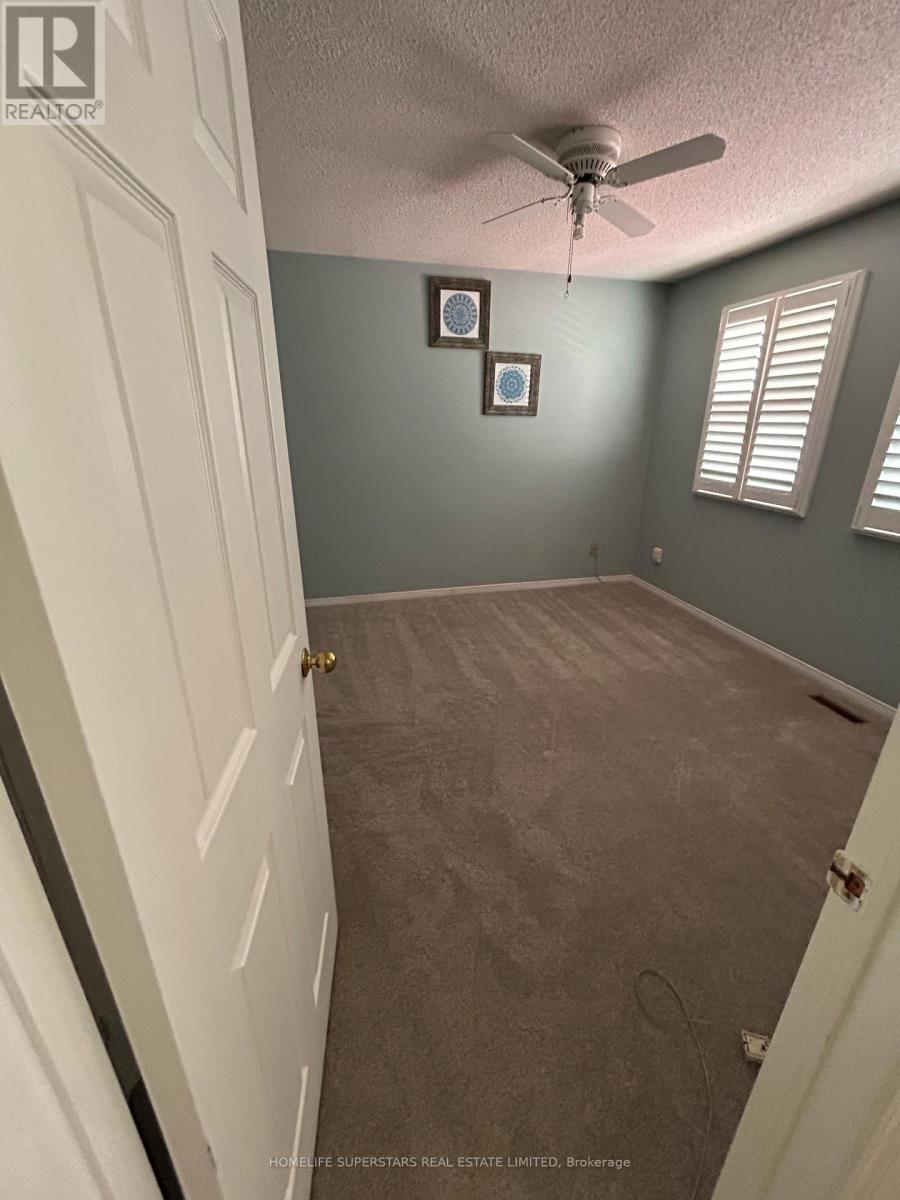 165 Havelock Drive, Brampton, Ontario  L6W 4G4 - Photo 9 - W12674908