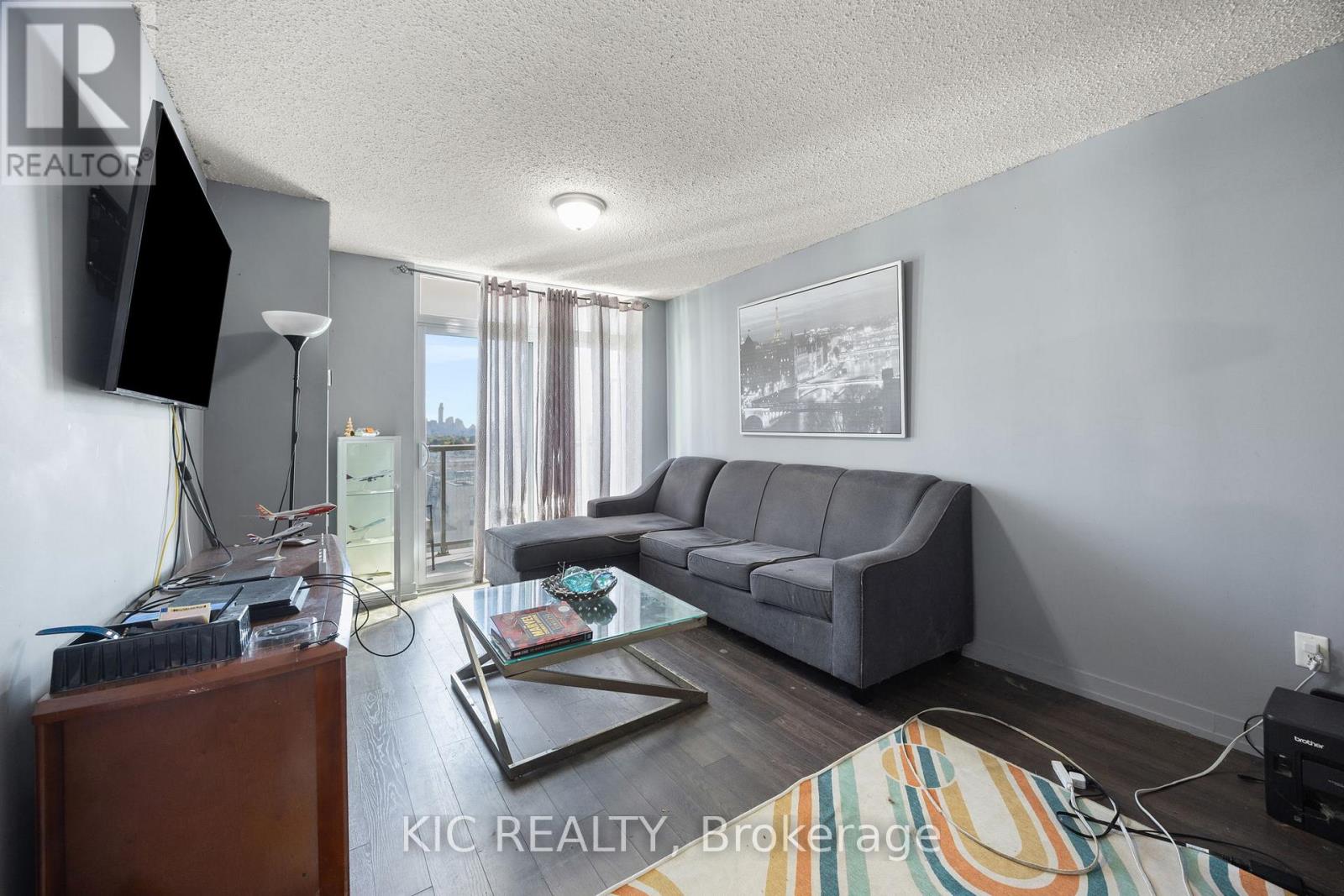 901 - 812 Lansdowne Avenue, Toronto, Ontario  M6H 4K5 - Photo 7 - W12674938