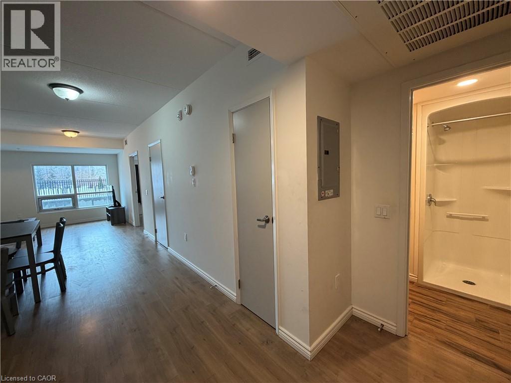 275 Larch Street Unit# B112, Waterloo, Ontario  N2L 3R2 - Photo 6 - 40796972