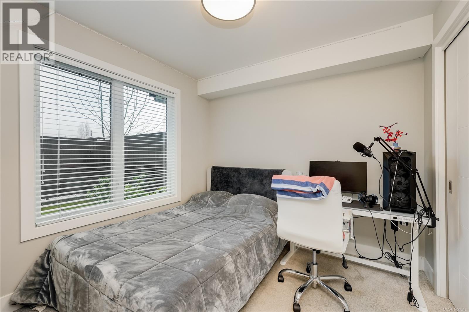 7 4355 Viewmont Ave, Saanich, British Columbia  V8Z 5K8 - Photo 16 - 1021312