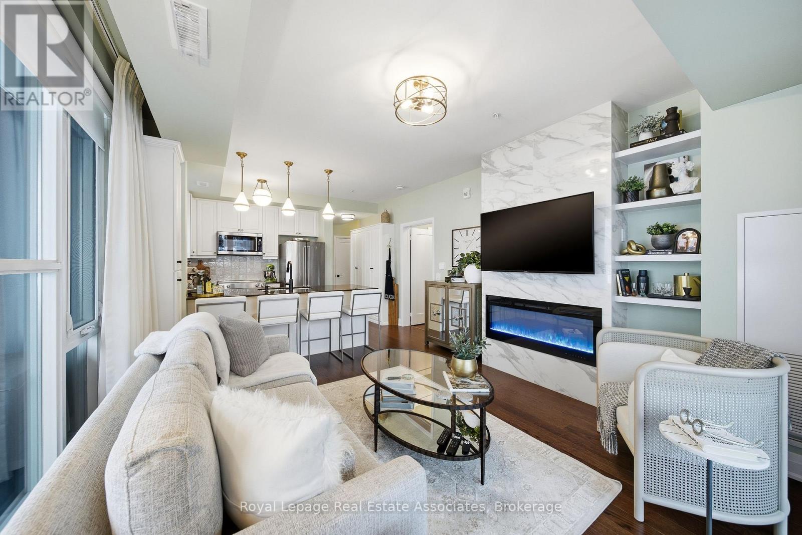 112 - 16 Concord Place, Grimsby, Ontario  L3M 0J1 - Photo 8 - X12674918