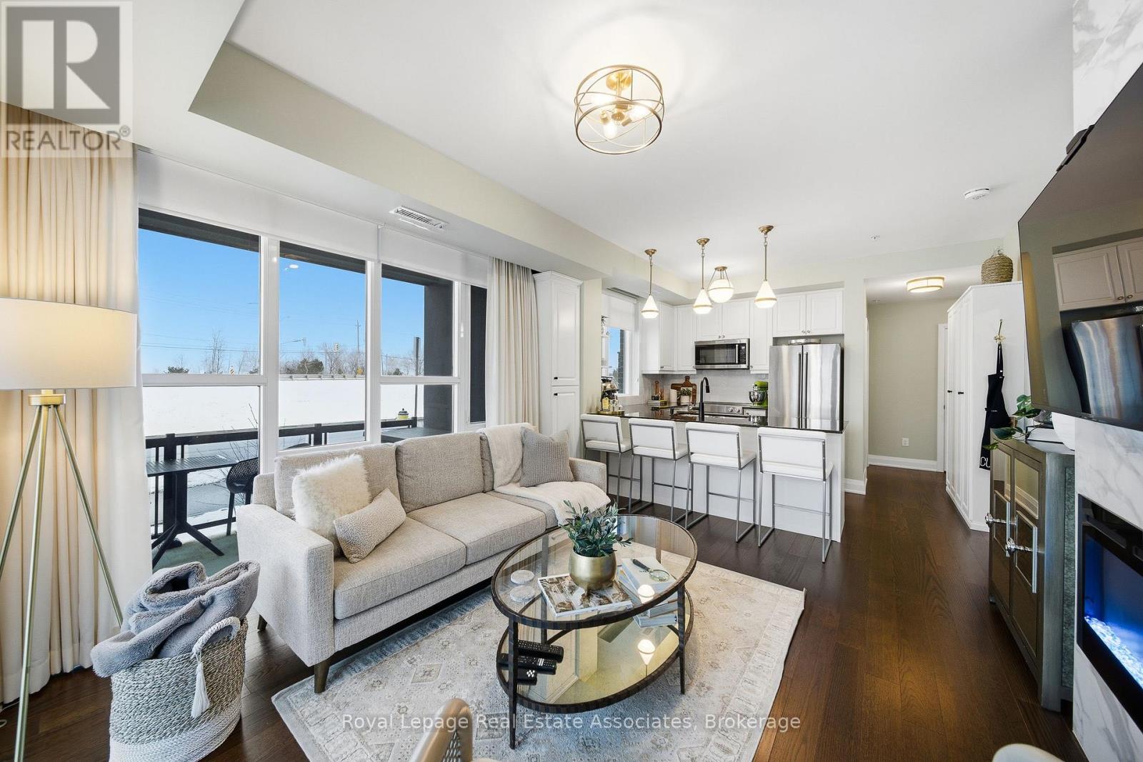 112 - 16 Concord Place, Grimsby, Ontario  L3M 0J1 - Photo 9 - X12674918