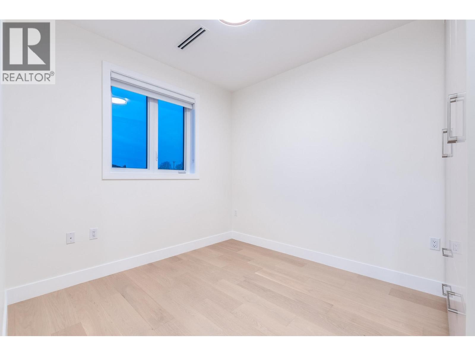 1 2943 E 44th Avenue, Vancouver, British Columbia  V5R 3A9 - Photo 19 - R3077151