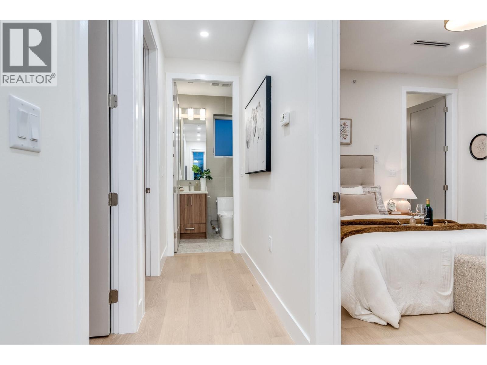 1 2943 E 44th Avenue, Vancouver, British Columbia  V5R 3A9 - Photo 14 - R3077151