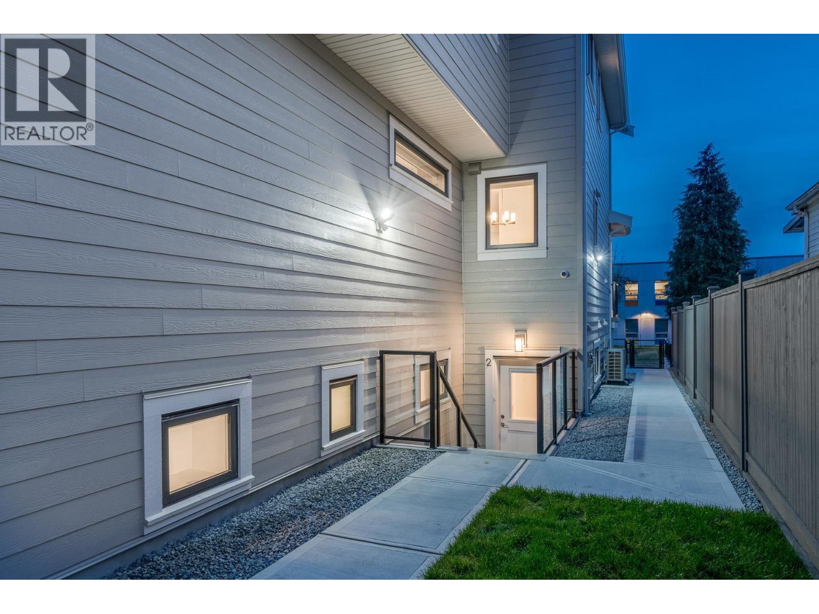 1 2943 E 44th Avenue, Vancouver, British Columbia  V5R 3A9 - Photo 35 - R3077151