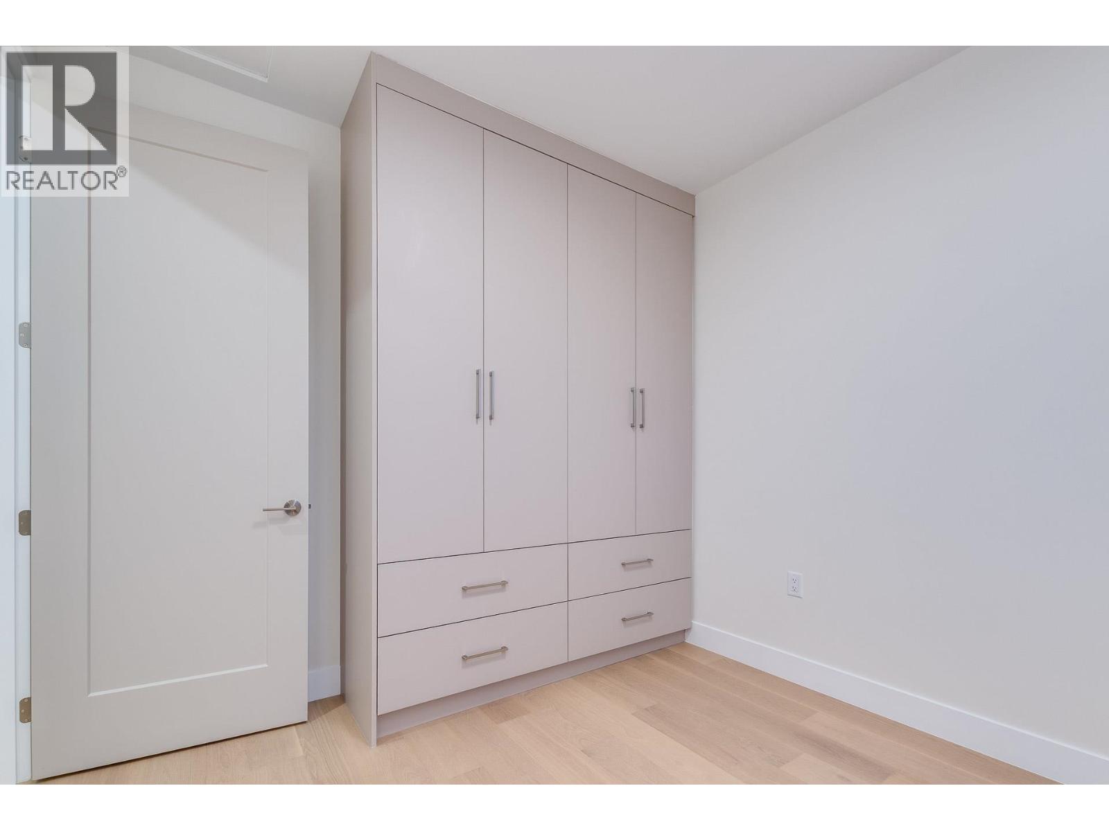 1 2945 E 44th Avenue, Vancouver, British Columbia  V5R 3A9 - Photo 20 - R3077122