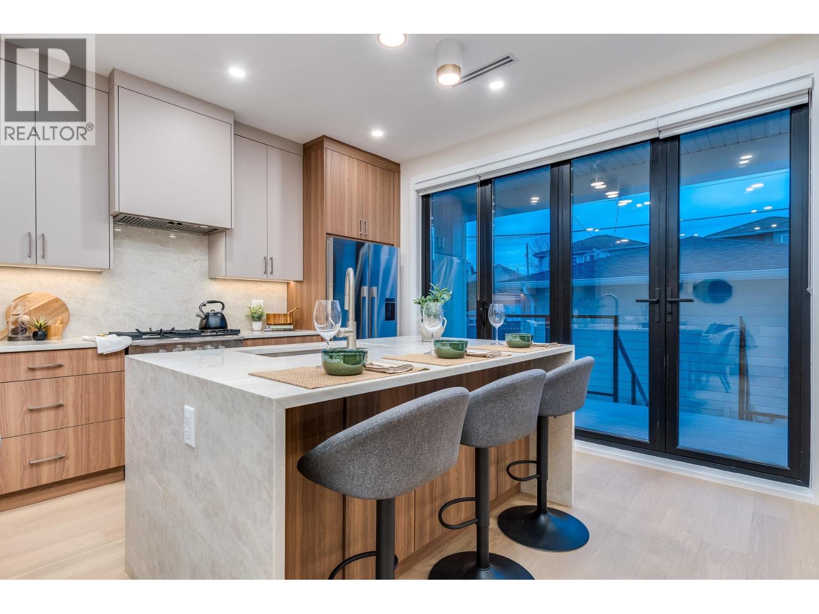 1 2945 E 44th Avenue, Vancouver, British Columbia  V5R 3A9 - Photo 10 - R3077122