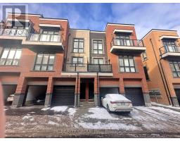 6 - 3 BOND CRESCENT, Richmond Hill, Ontario