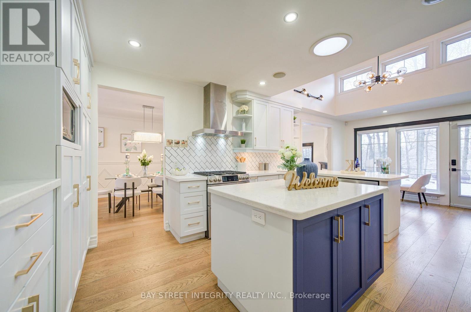 409 River Side Drive, Oakville, Ontario  L6K 3N6 - Photo 20 - W12674954