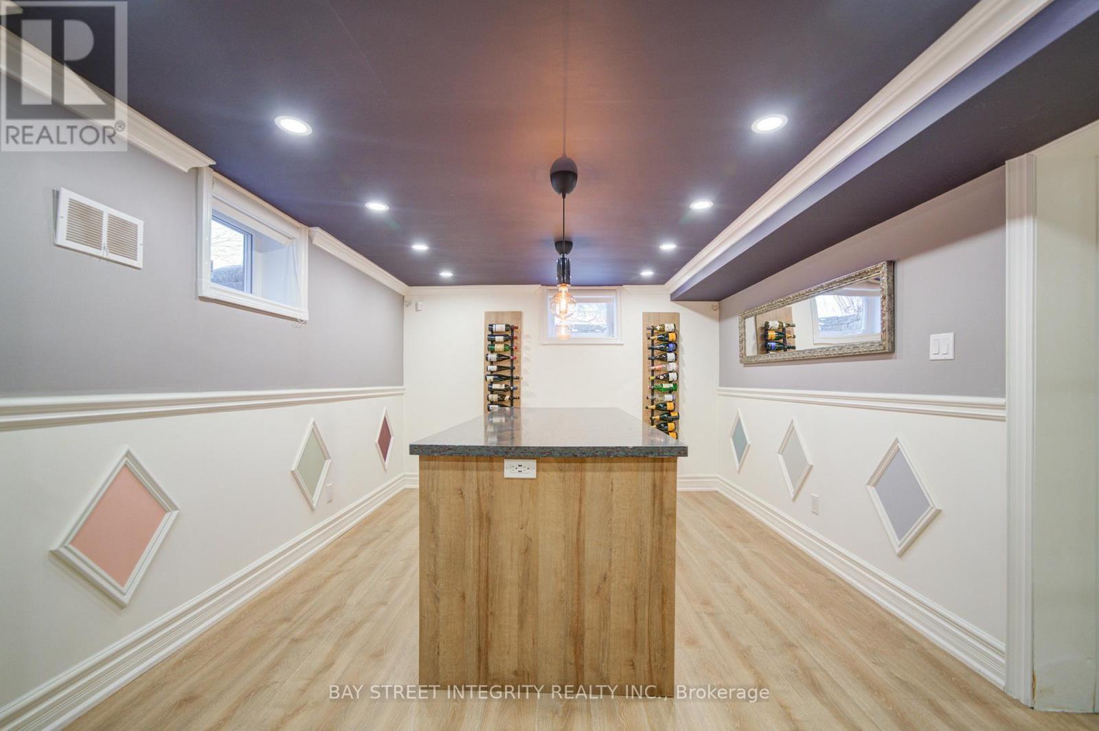 409 River Side Drive, Oakville, Ontario  L6K 3N6 - Photo 42 - W12674954